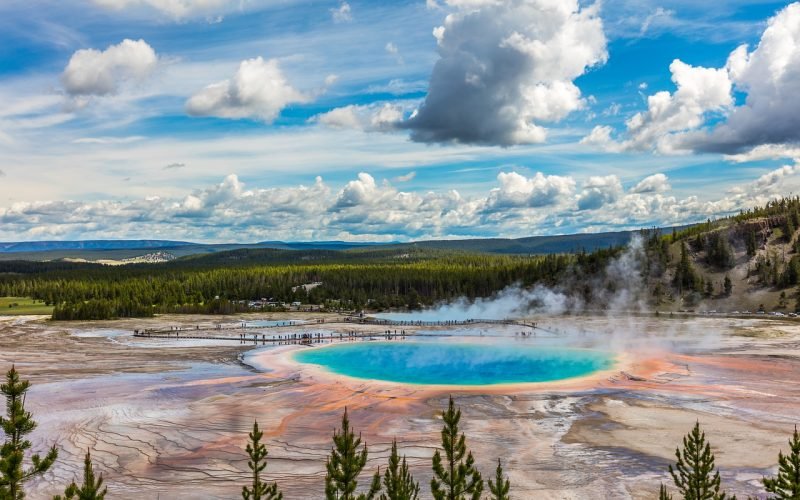 yellowstone-4319675_1280
